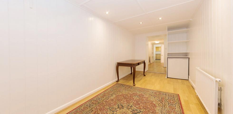 			PRIVATE PATIO GARDEN, 2 Bedroom, 1 bath, 1 reception Apartment			 Denning Road , HAMPSTEAD